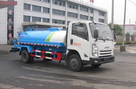 灑水車圖片
