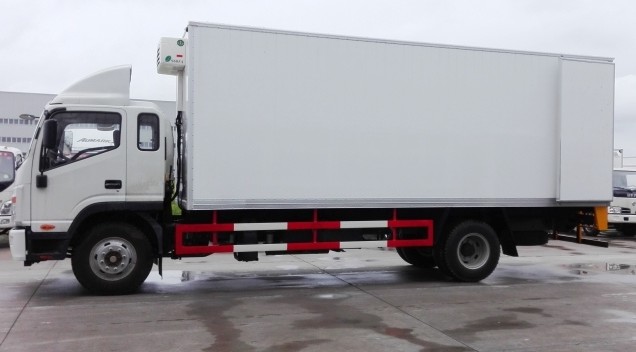 國五江淮帥鈴W威司達7.6米冷藏車