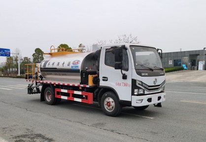 4.2立方智能型瀝青灑布車(chē) 4.2立方智能型瀝青灑布車(chē)
