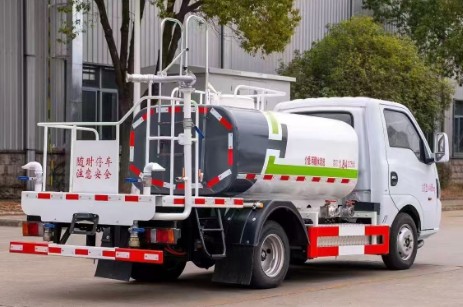 東風(fēng)華神新能源3方灑水車,楚勝牌CSC5040GPSEHBEV型純電動(dòng)綠化噴灑車 東風(fēng)華神新能源3方灑水車,楚勝牌CSC5040GPSEHBEV型純電動(dòng)綠化噴灑車